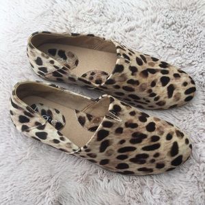 BORN Suree Leopard Print Loafers Shoes Size 9.5W